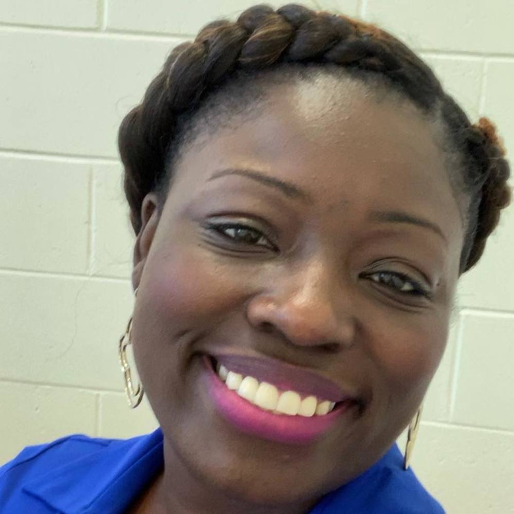 Meet your Posher, Nikki